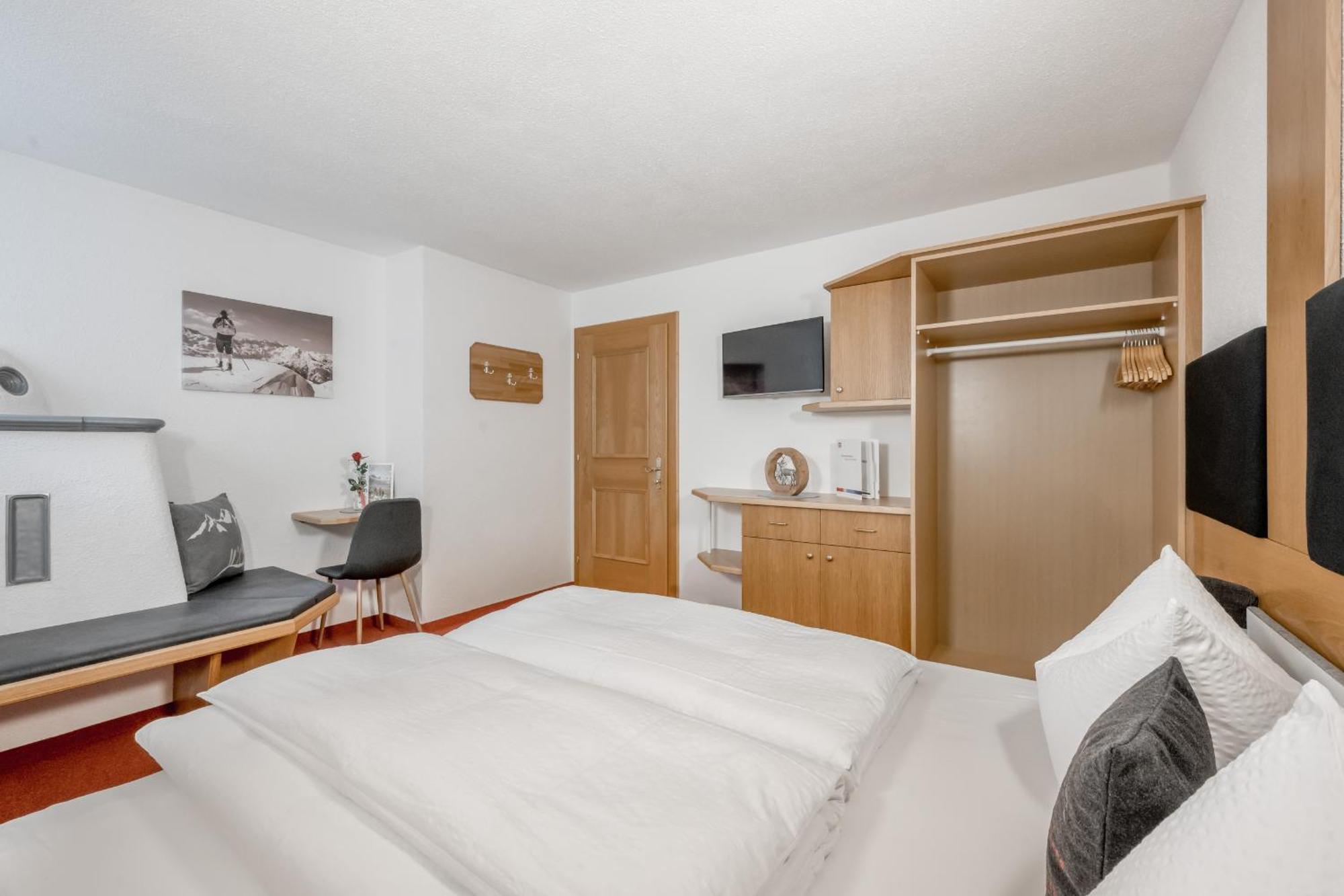 Apart Wiesengrund Solden Room photo